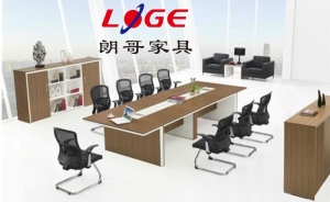 選擇辦公家具品牌時(shí)需要避免的誤區(qū)有哪些呢？